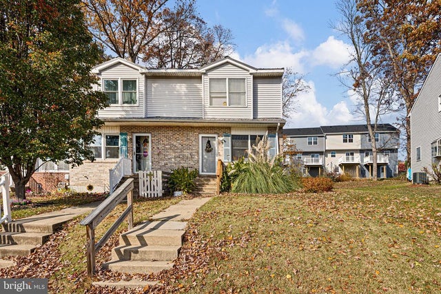 156 E Village Rd, Elkton