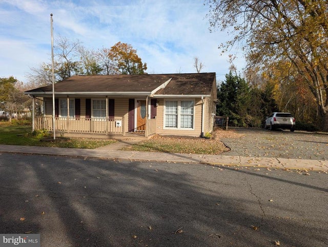 25 Beech St, North East