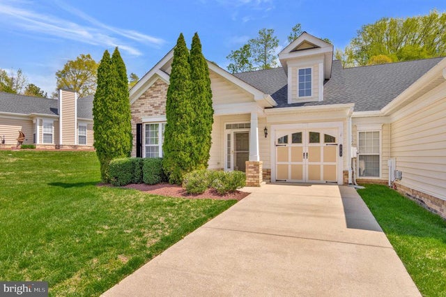 251 Williamsburg Cir, La Plata