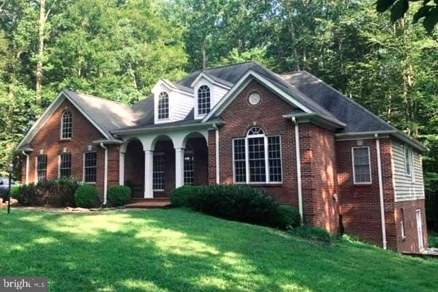 15650 Cloverleaf Ct, Hughesville