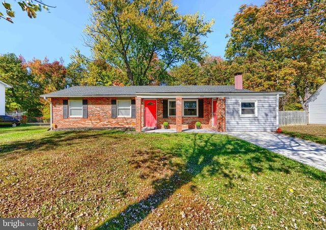 712 University Dr, Waldorf