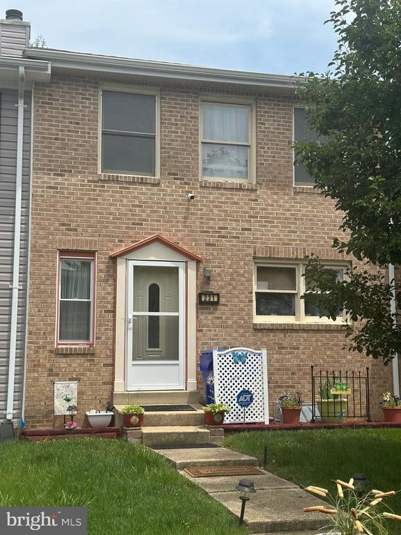 231 Westdale Dr, Waldorf