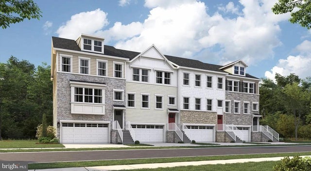 10790 Cosmic Pl, White Plains