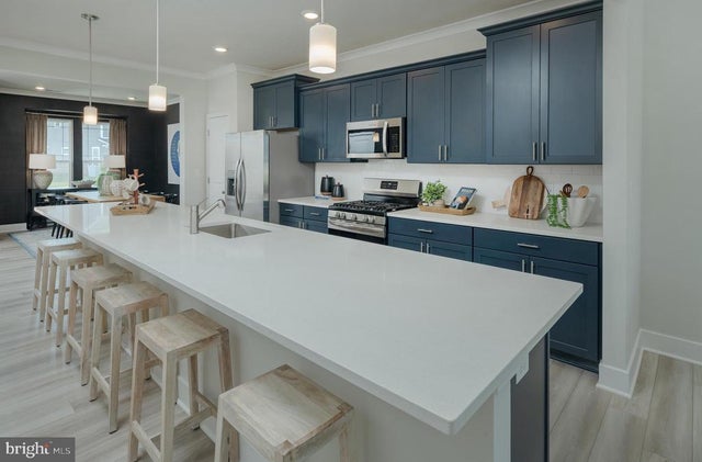 10622 Great Basin Pl, White Plains