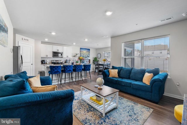 577 Fawn Meadow Ln, La Plata