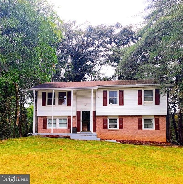 110 Sherman Rd, Waldorf