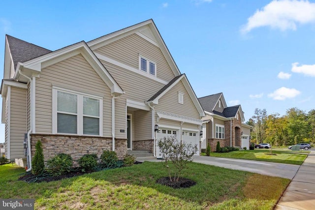 5332 Kings Canyon Ct, White Plains