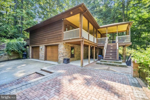 8535 Acoustic Ln, Port Tobacco