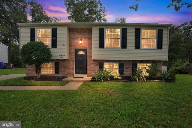 4430 Quillen Cir, Waldorf