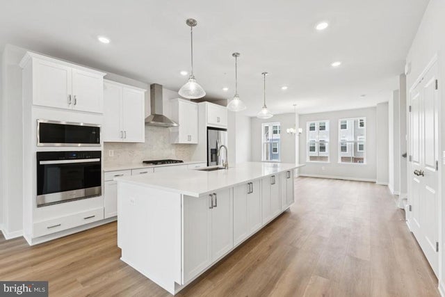 9734 Gaelic Pl, Waldorf