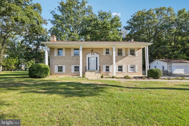 10850 Pam Dr, Waldorf