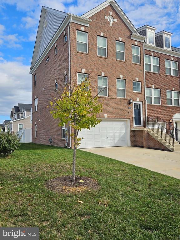 5830 Kate Chopin Pl, White Plains