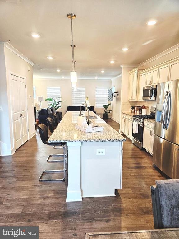 5830 Kate Chopin Pl, White Plains