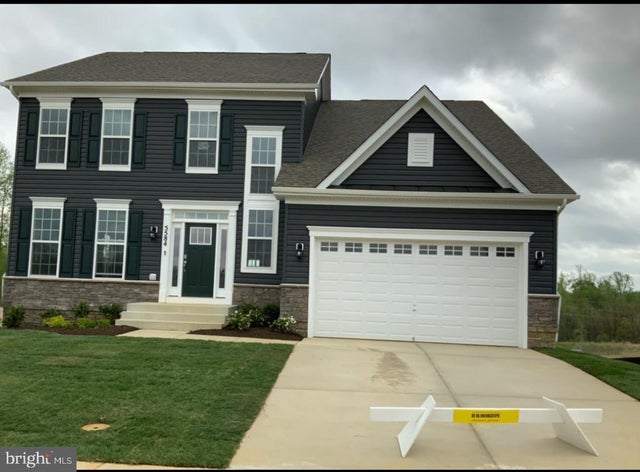 5584 Musselburgh Ln, White Plains