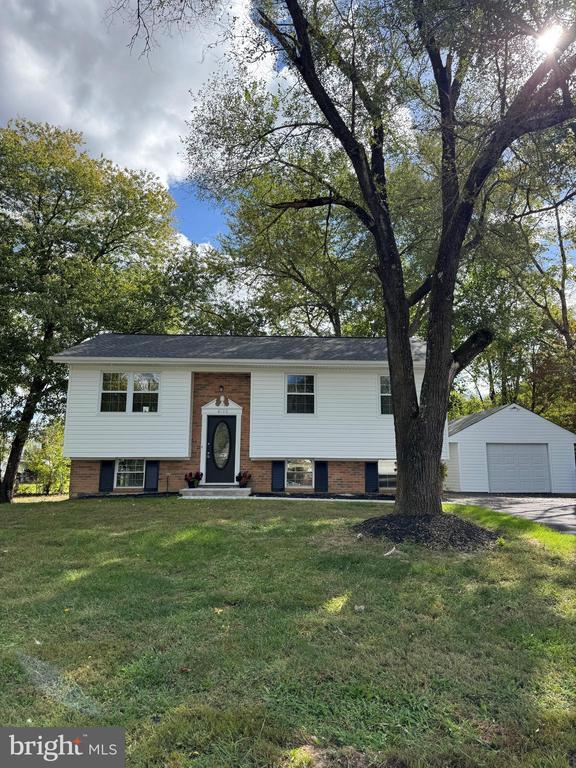 4550 Tate St, White Plains