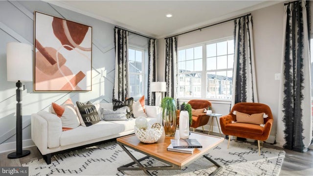 10795 Cosmic Pl, La Plata