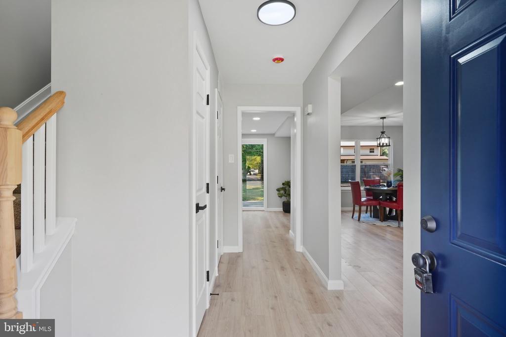 307 Tompkins Ln, WALDORF