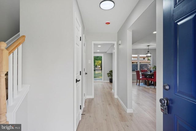 307 Tompkins Ln, Waldorf