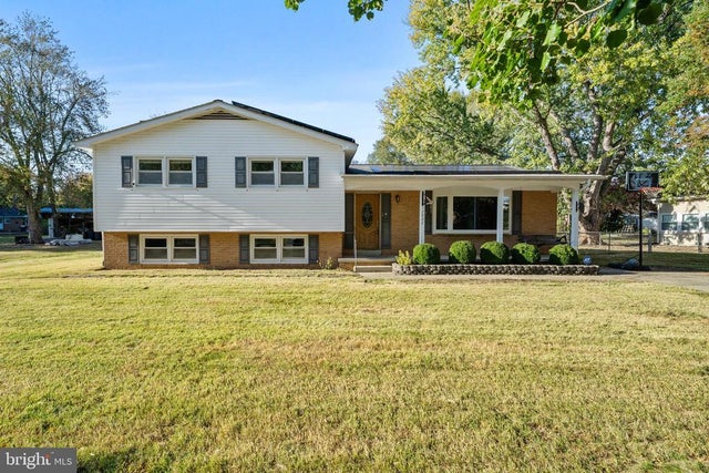 12822 Simpson Dr, Waldorf