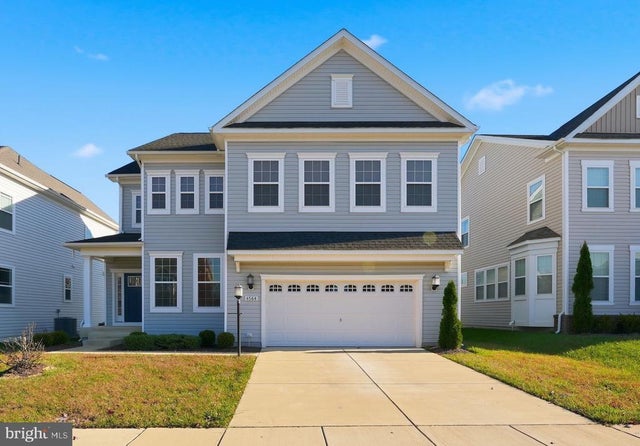 4564 Shakespeare Cir, White Plains