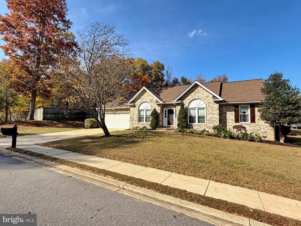 98 Oriole Ln, LA PLATA