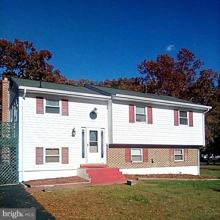 5026 Preston Ln, POMFRET