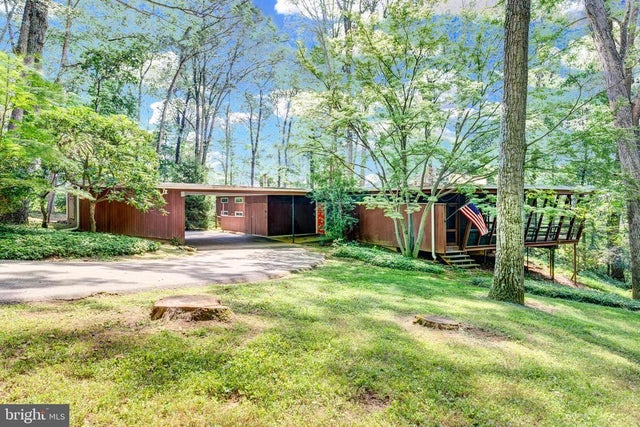 819 Hughes Shop Rd, Westminster