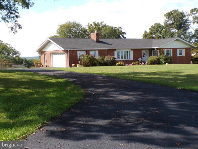 2713 Rowe Rd, New Windsor