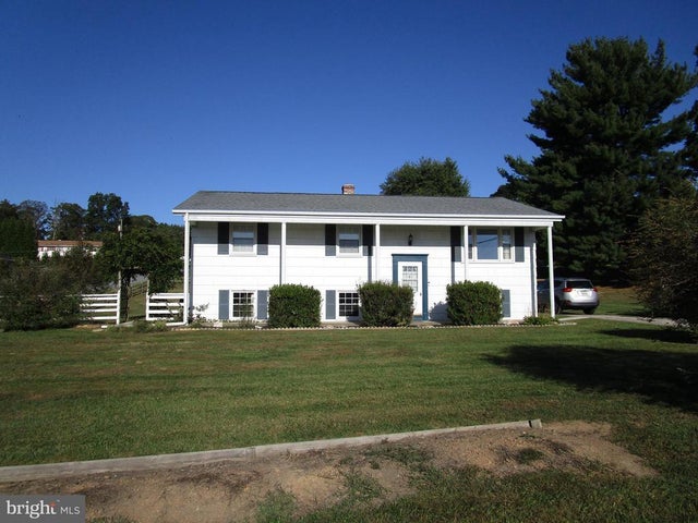 1504 Seminole Ln, Finksburg