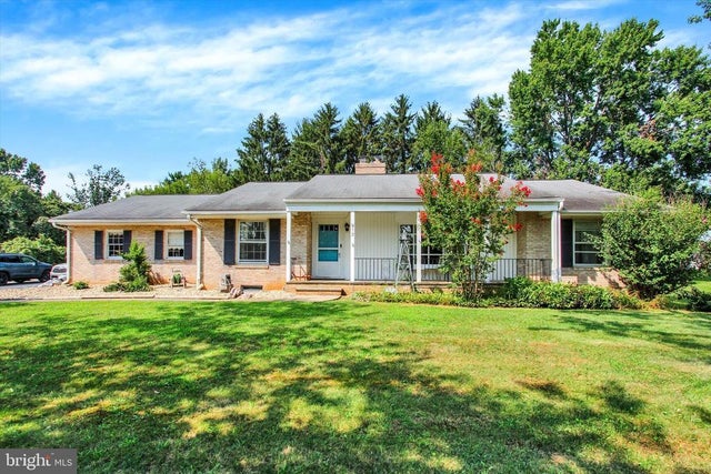 912 Uniontown Rd, Westminster