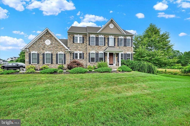 574 Lemmon Rd, Westminster