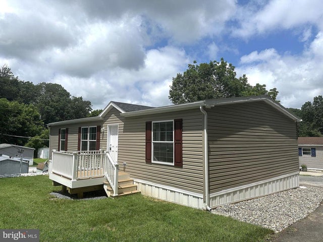 2439 Fairmount Rd #35, Hampstead