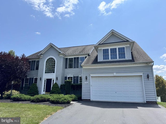 1702 Fieldbrook Ln, Mount Airy