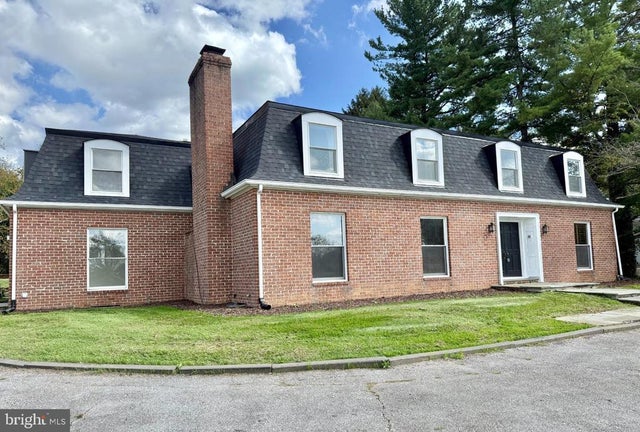 919 Winchester Dr, Westminster