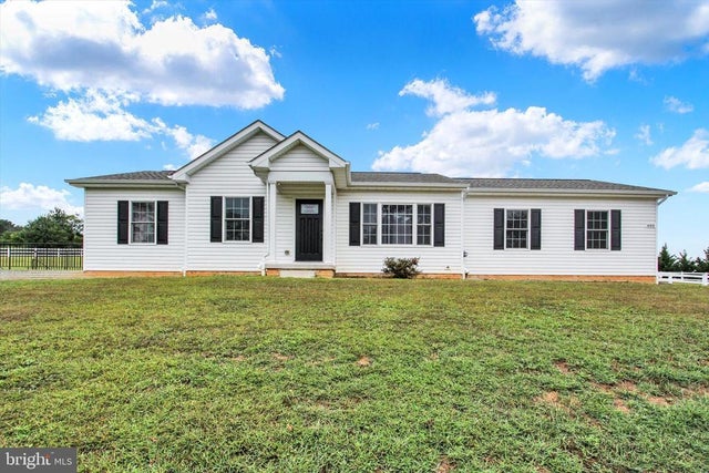 885 Paxser Dr, Westminster