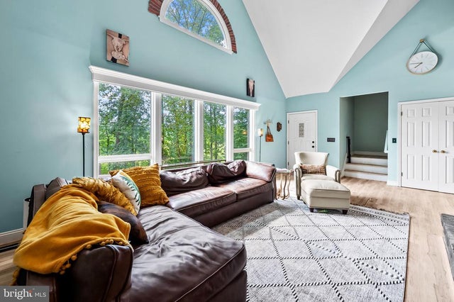 717 Meadow Branch Rd, Westminster