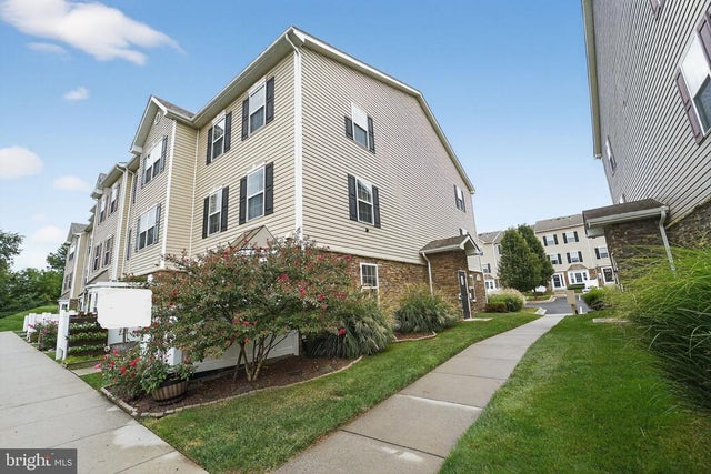 1822 Cassandra Dr #117, Eldersburg