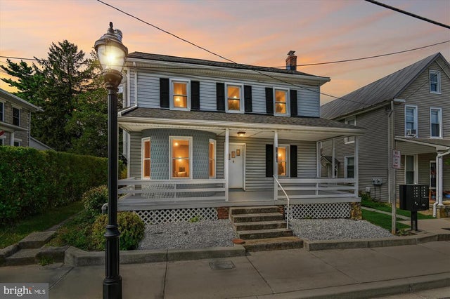 1410 N Main St N, Hampstead