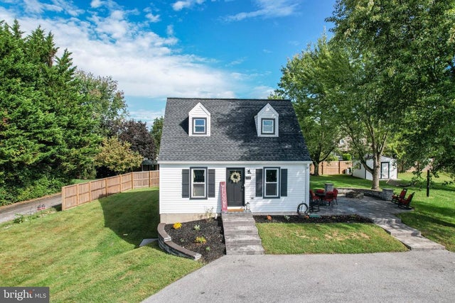 1318 Naugahyde Rd, Westminster