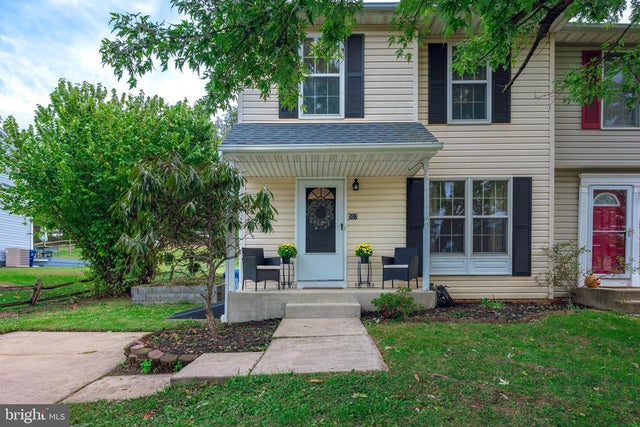 507 Goldenrod Ter, Westminster