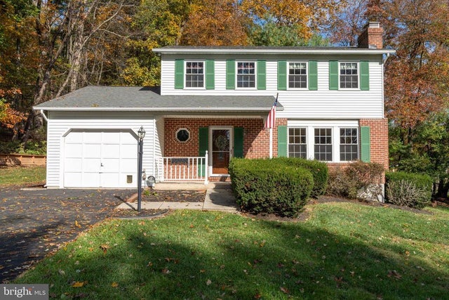 277 Winterberry Ln, Westminster