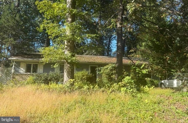 5806 Miriam Dr, Sykesville