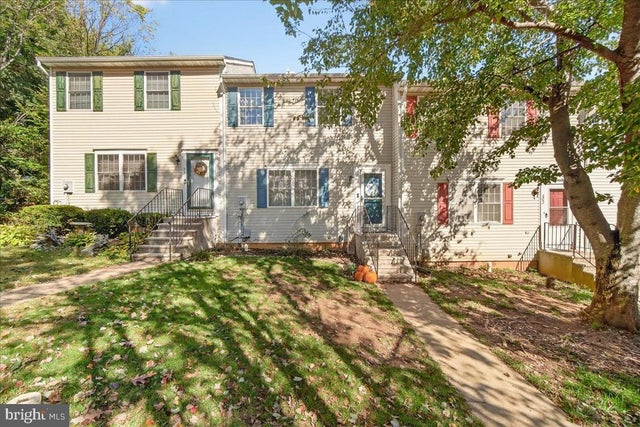 33 N Towne Ct, Mount Airy