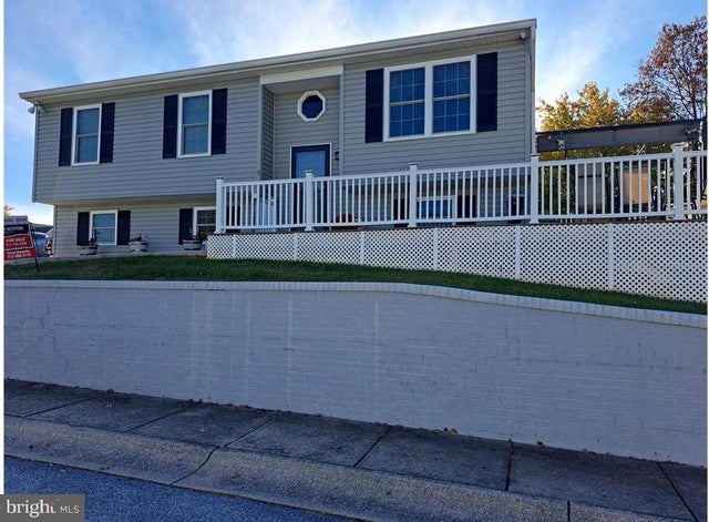 5 Reaverton Ave, Taneytown