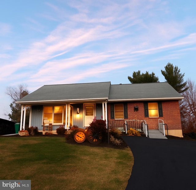 418 London Ct, Westminster