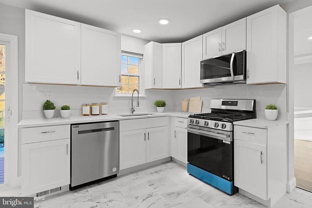 2514 Highcrest Ct, Manchester