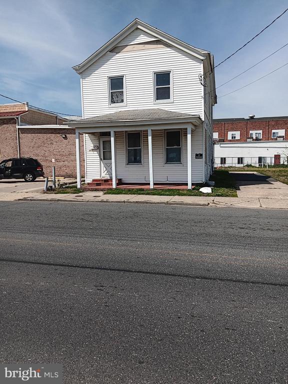 421 Cedar St, Cambridge