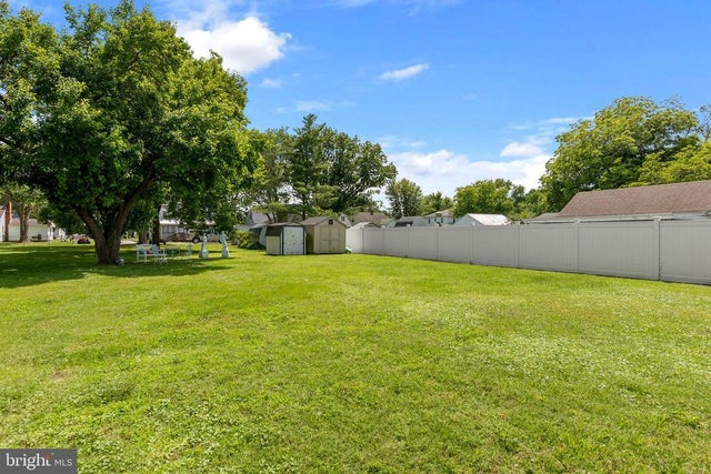 408 Bayly Ave, Cambridge