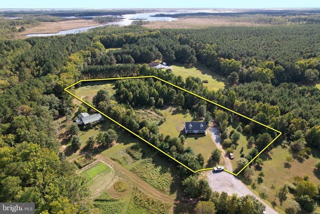 3900 Lewis Ln, Cambridge