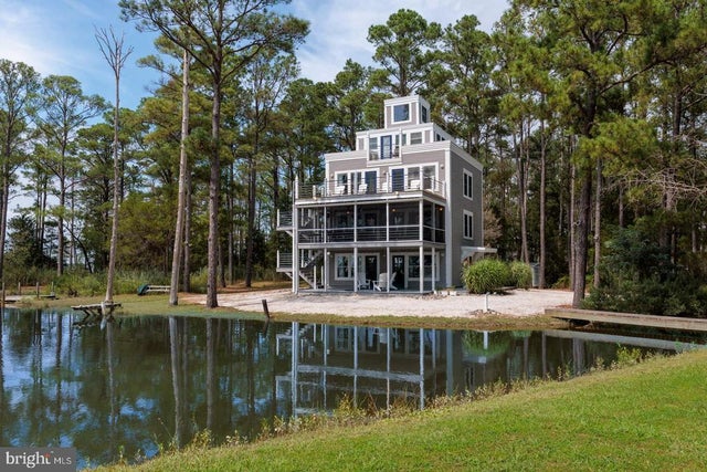 1307 Broadview Dr, Cambridge